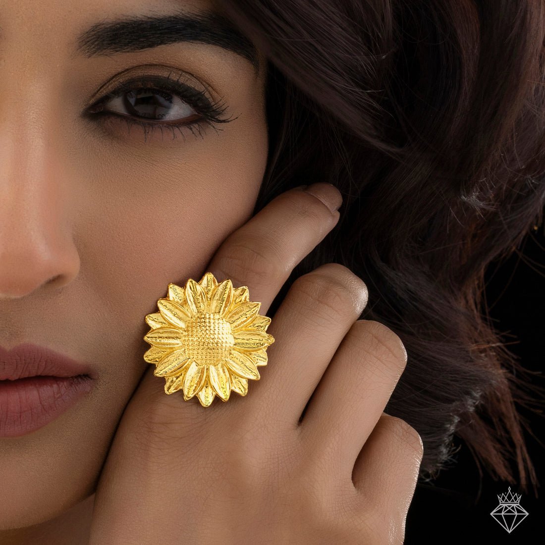 EYRA Ring Anti-Tarnish Golden Flower (Adjustable Size)