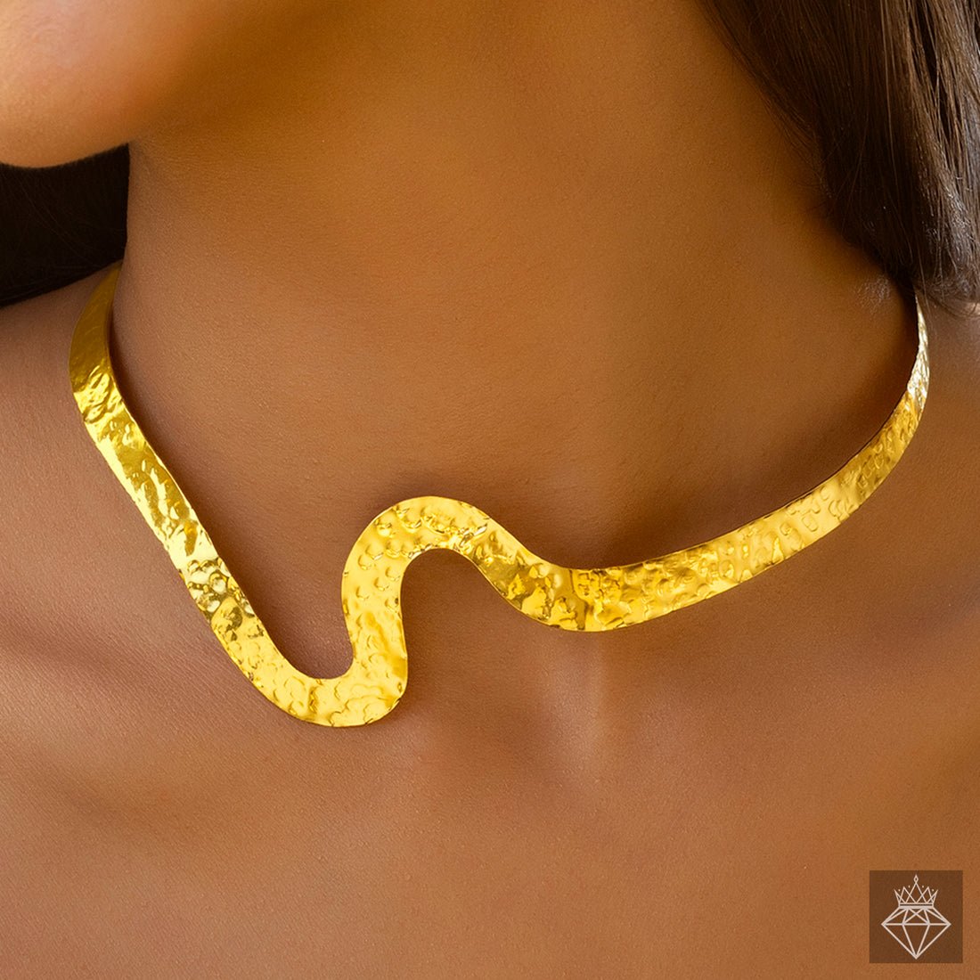 EYRA Necklace Anti-Tarnish Wavy Hasli