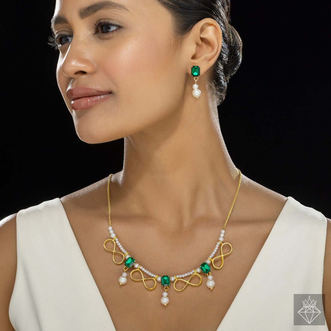 EYRA Necklace Anti-Tarnish Infinity & Pearl Set With Earrings