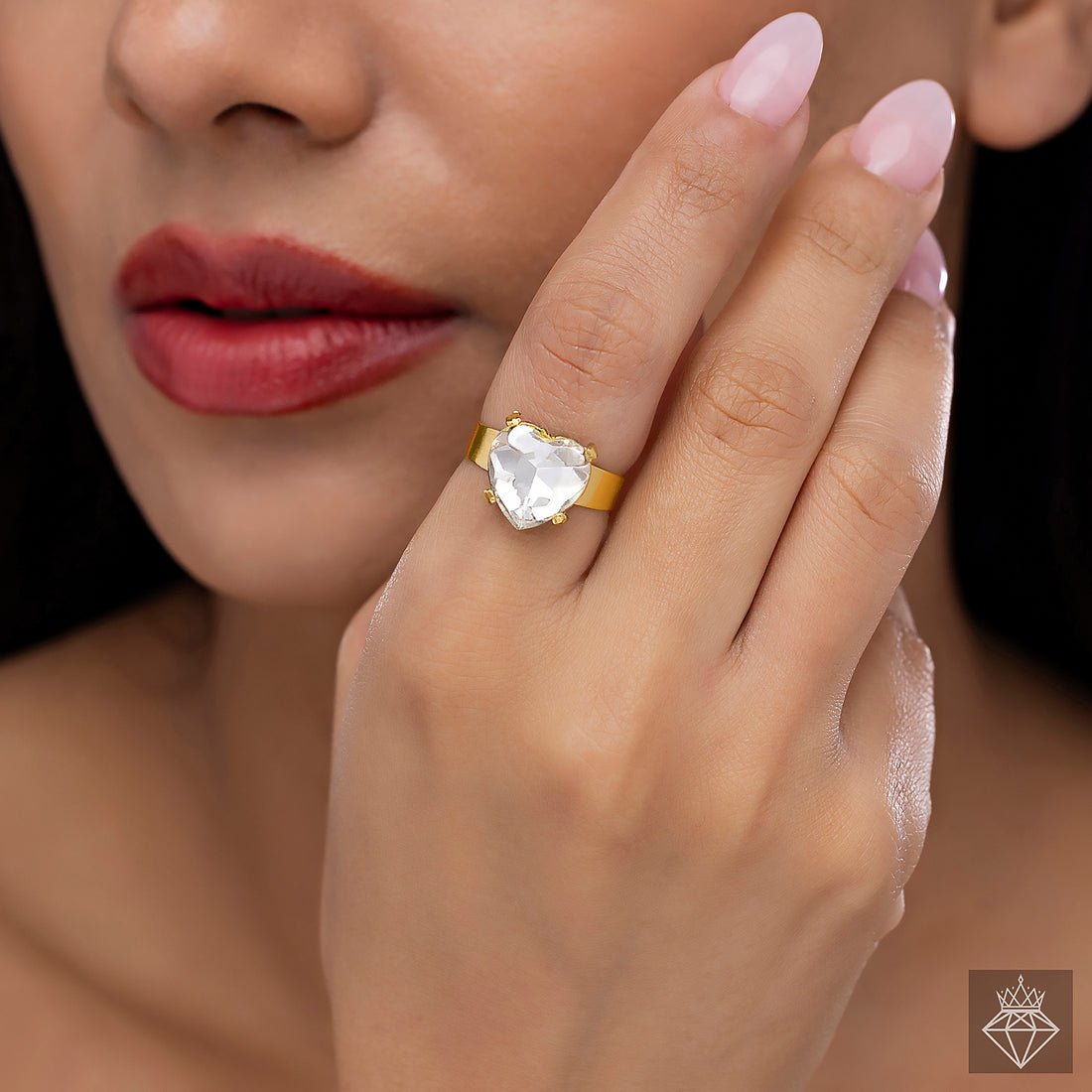 EYRA Ring Crystal Heart (Adjustable Size)