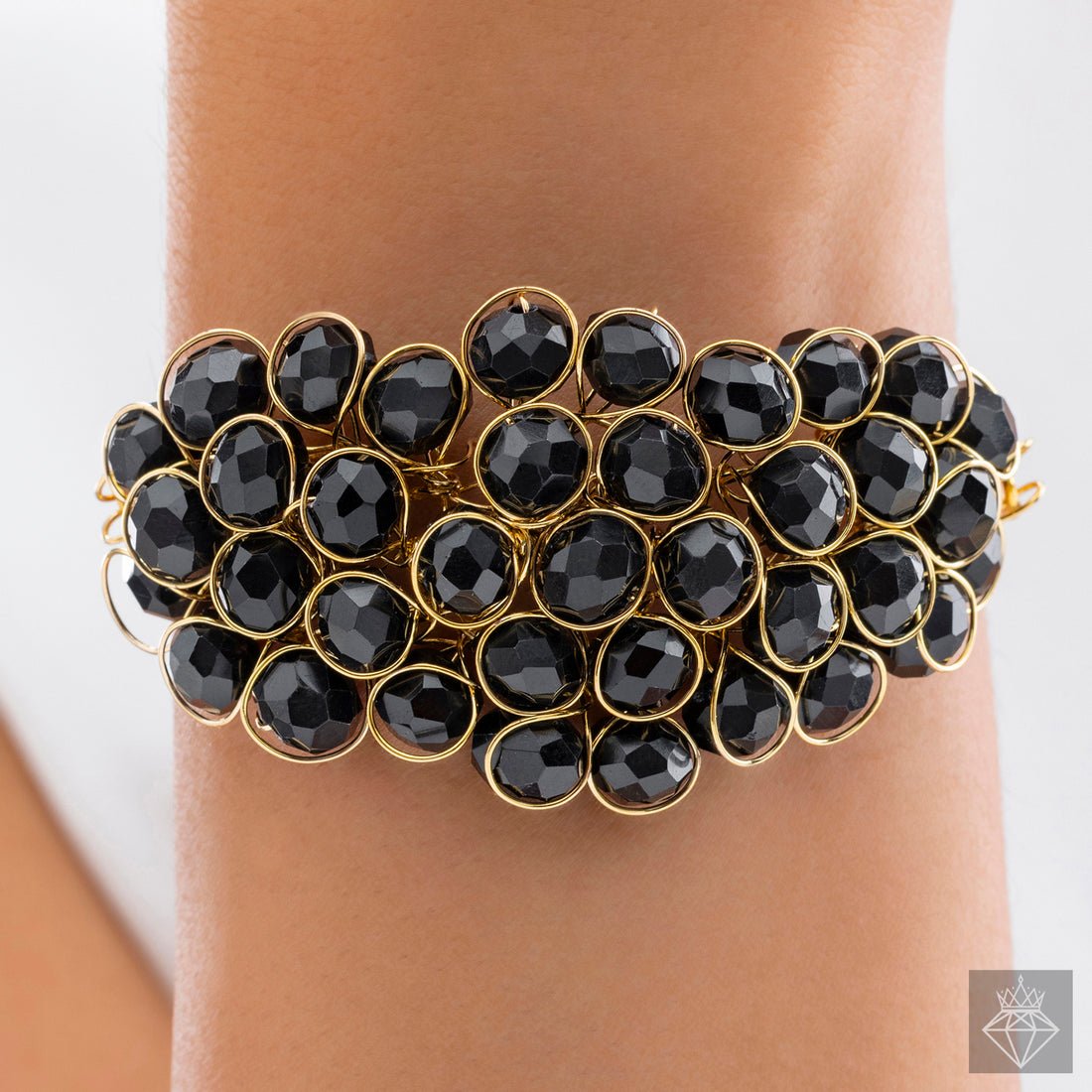 EYRA Bracelet Spectacular Black Crystal Stone