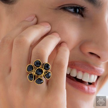 EYRA Ring Alluring Black Crystal Cocktail (Adjustable Size)