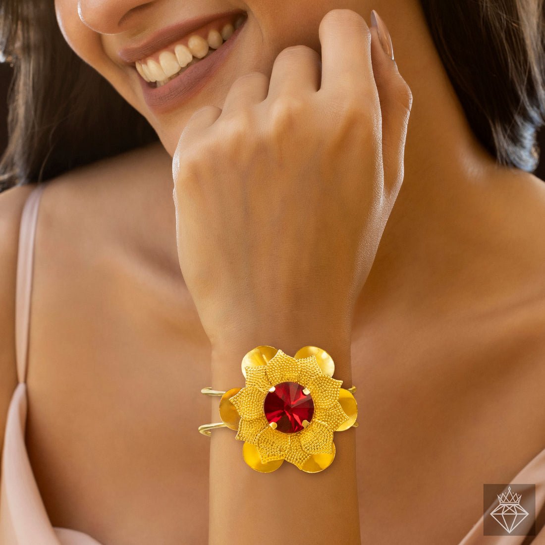 EYRA Bracelet Anti-Tarnish Ruby Flower (Adjustable Size)