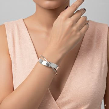 EYRA Bracelet Anti-Tarnish Metallic Silver Bangle (Adjustable Size)