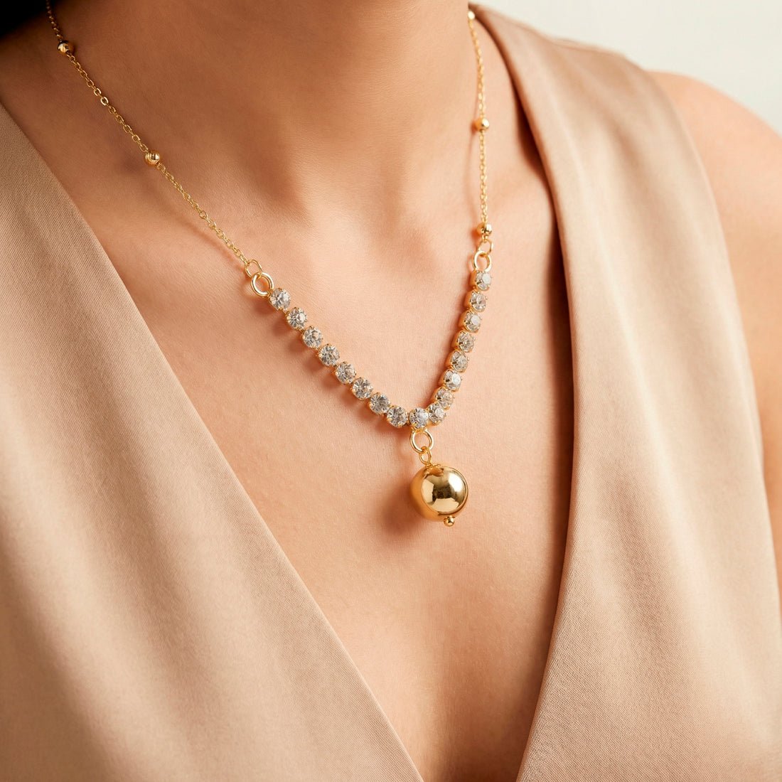 EYRA Necklace Anti-Tarnish AD Set With Earrings