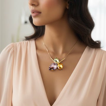 EYRA Necklace Anti-Tarnish Tri-Shape Pendant