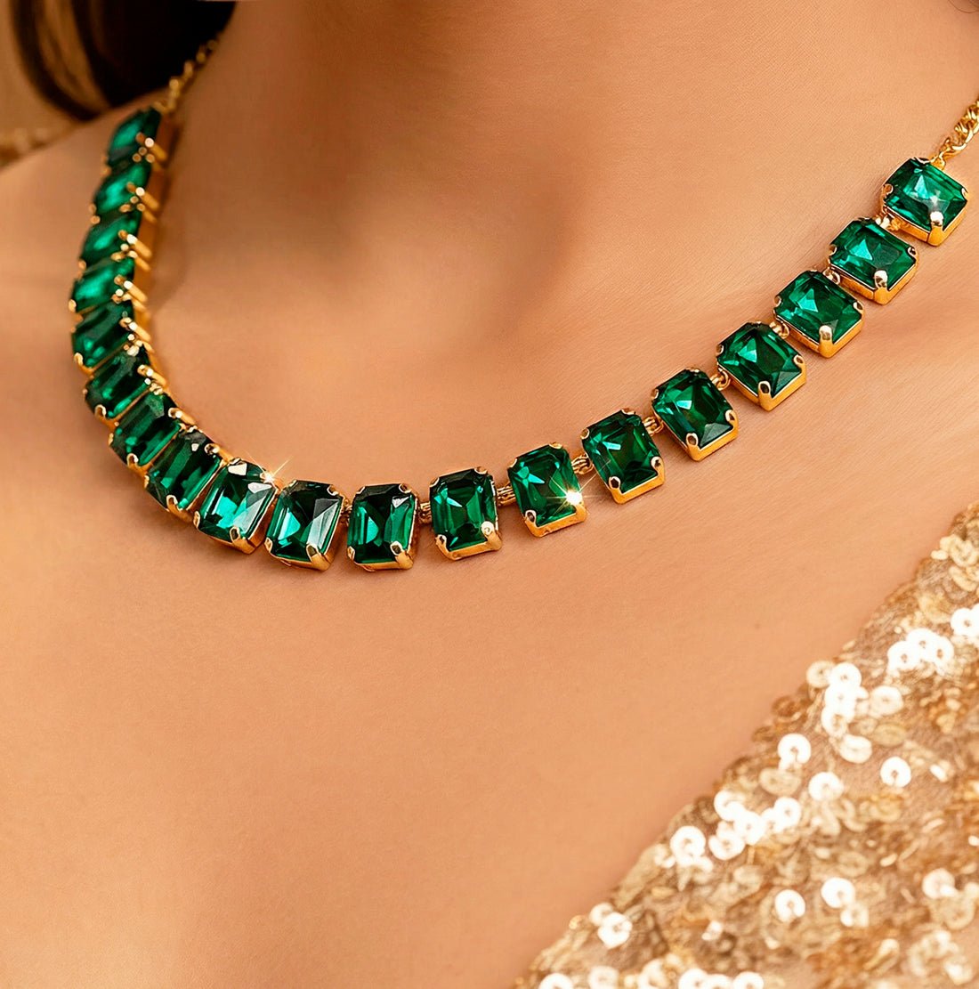 EYRA Necklace Single-Line Emerald Set With Earrings