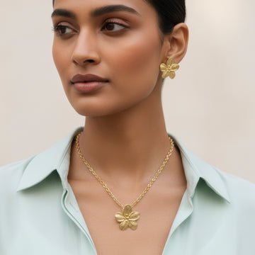 EYRA Necklace Anti-Tarnish Lily Flower Set With Earrings